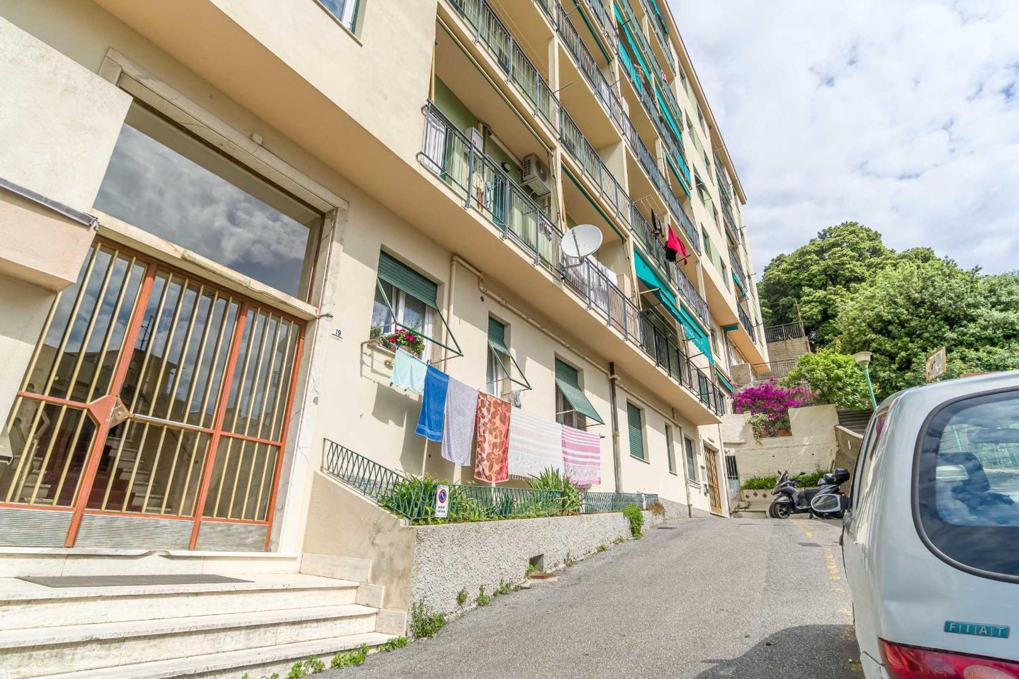 Apartament Monik House: Central House With Parking Genua Zewnętrze zdjęcie